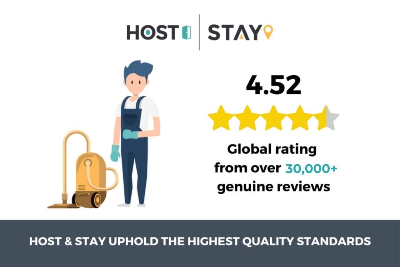 Host & Stay - The Garret Suite Γουίτμπι Εξωτερικό φωτογραφία